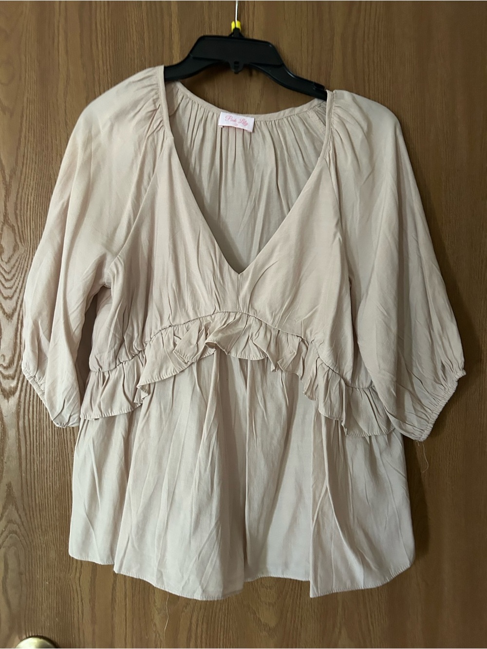 Pink Lily-Brand New/Never Worn Beige Ruffle V-Neck Peasant Blouse. Size Small